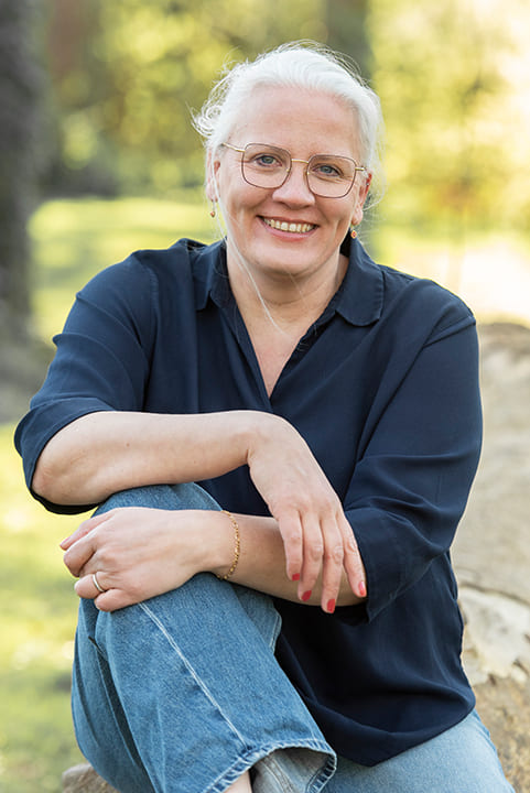 Portrait de Fanny Chaudron, thérapeute analytique et professeur de yoga à Saint-André-lez-Lille.